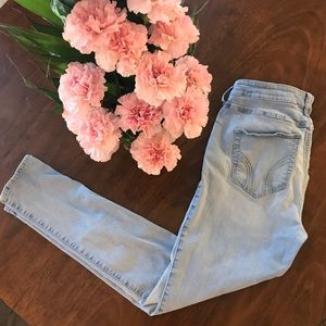 Light Wash Hollister Super Skinny Jeans